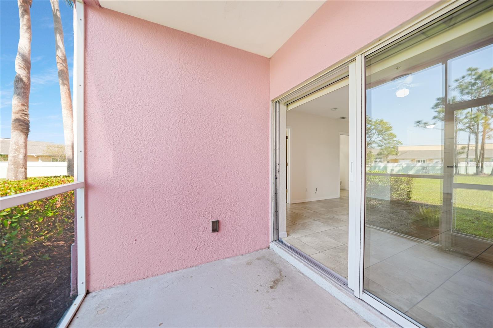 2061 WILLOW HAMMOCK CIR #105, PUNTA GORDA, FL — photo 33