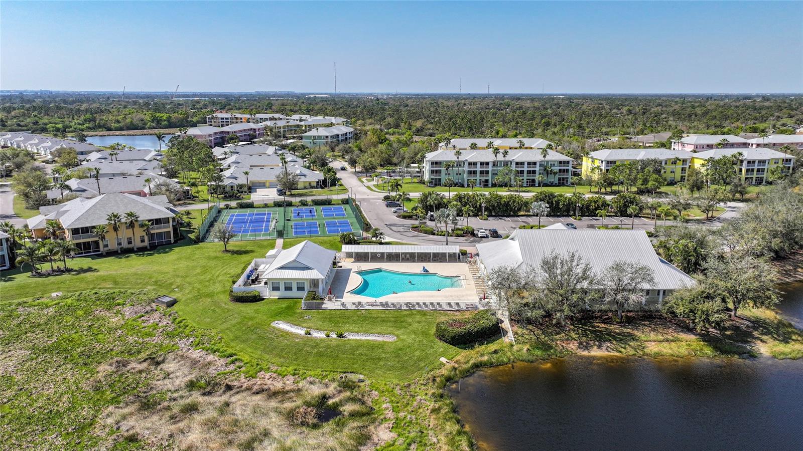 2061 WILLOW HAMMOCK CIR #105, PUNTA GORDA, FL — photo 46