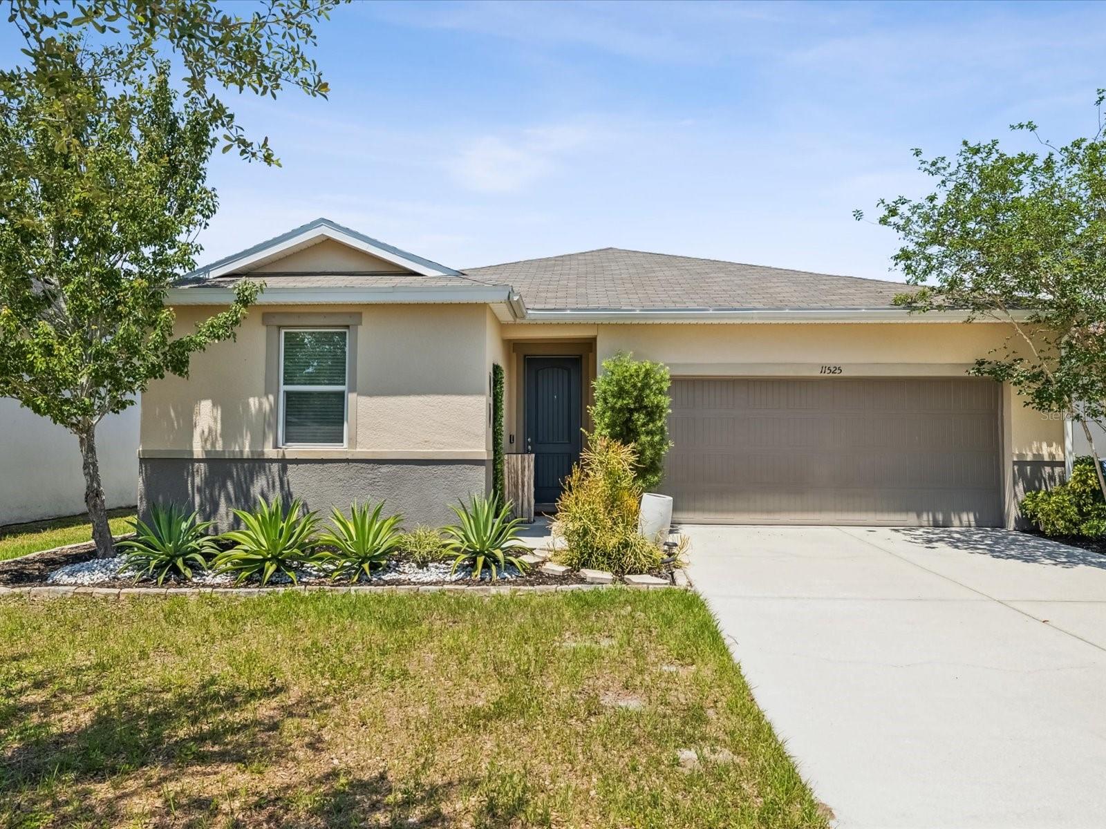 11525 SOUTHERN CREEK DR, GIBSONTON, FL