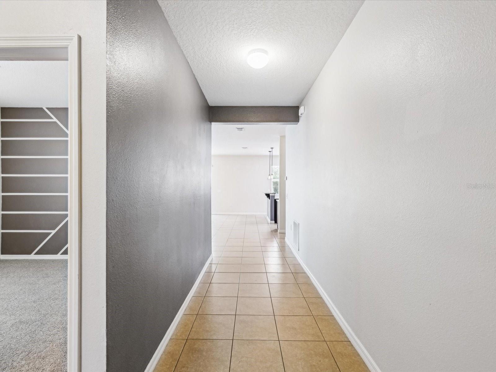 11525 SOUTHERN CREEK DR, GIBSONTON, FL — photo 3