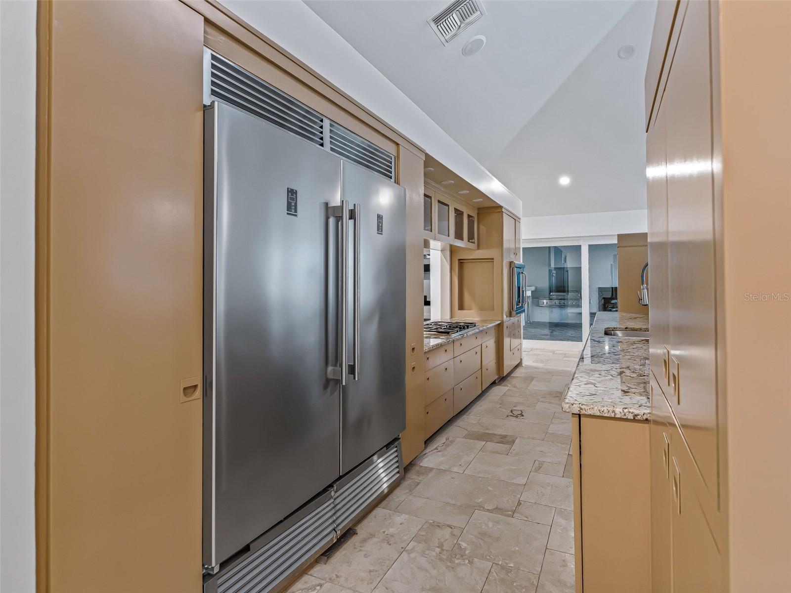 13061 SE 158TH LN, WEIRSDALE, FL — photo 17