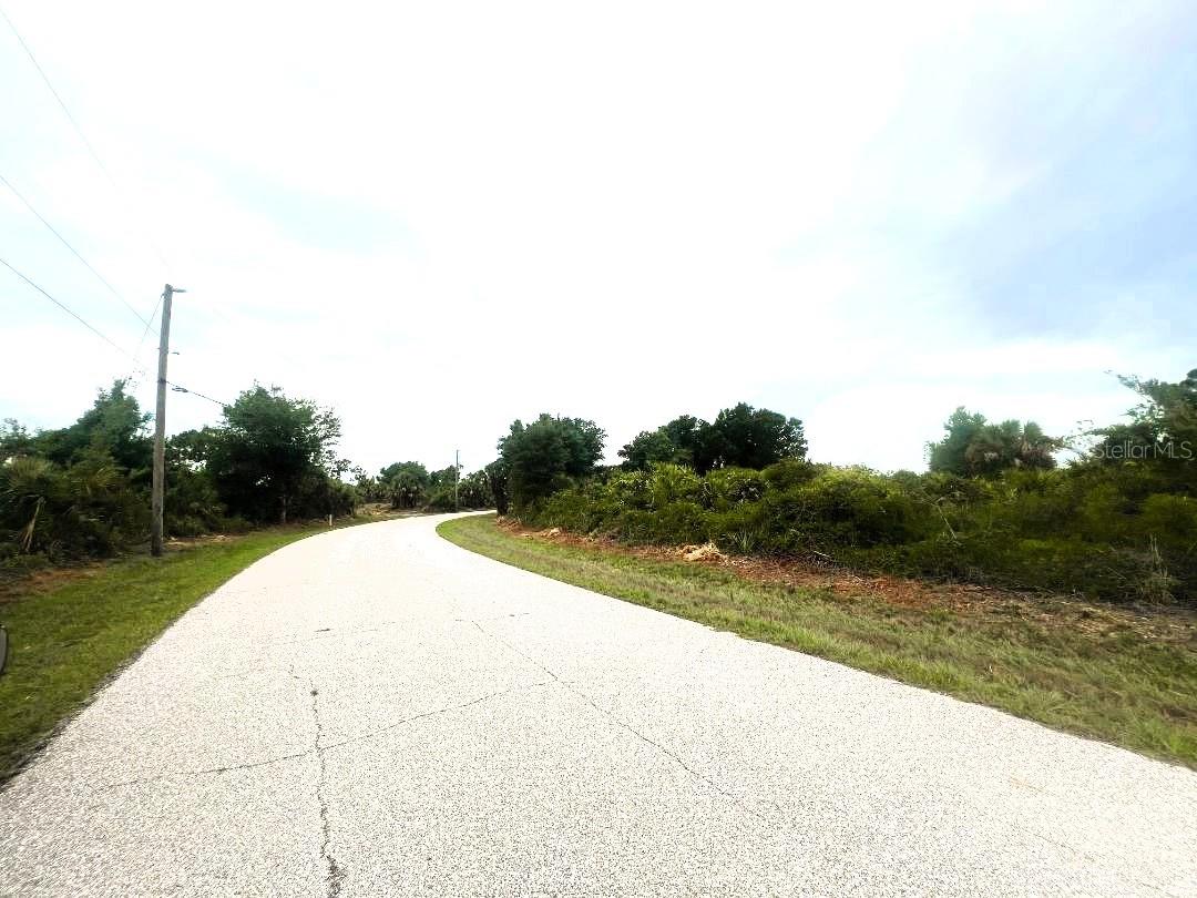 7441 MANVILLE TER, PORT CHARLOTTE, FL — photo 3