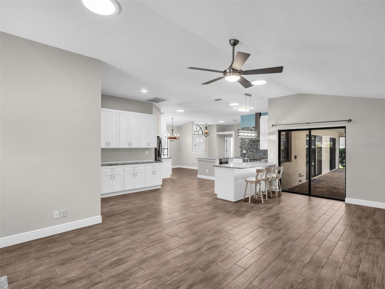 447 WHISPERING LAKES BLVD, TARPON SPRINGS, FL — photo 13