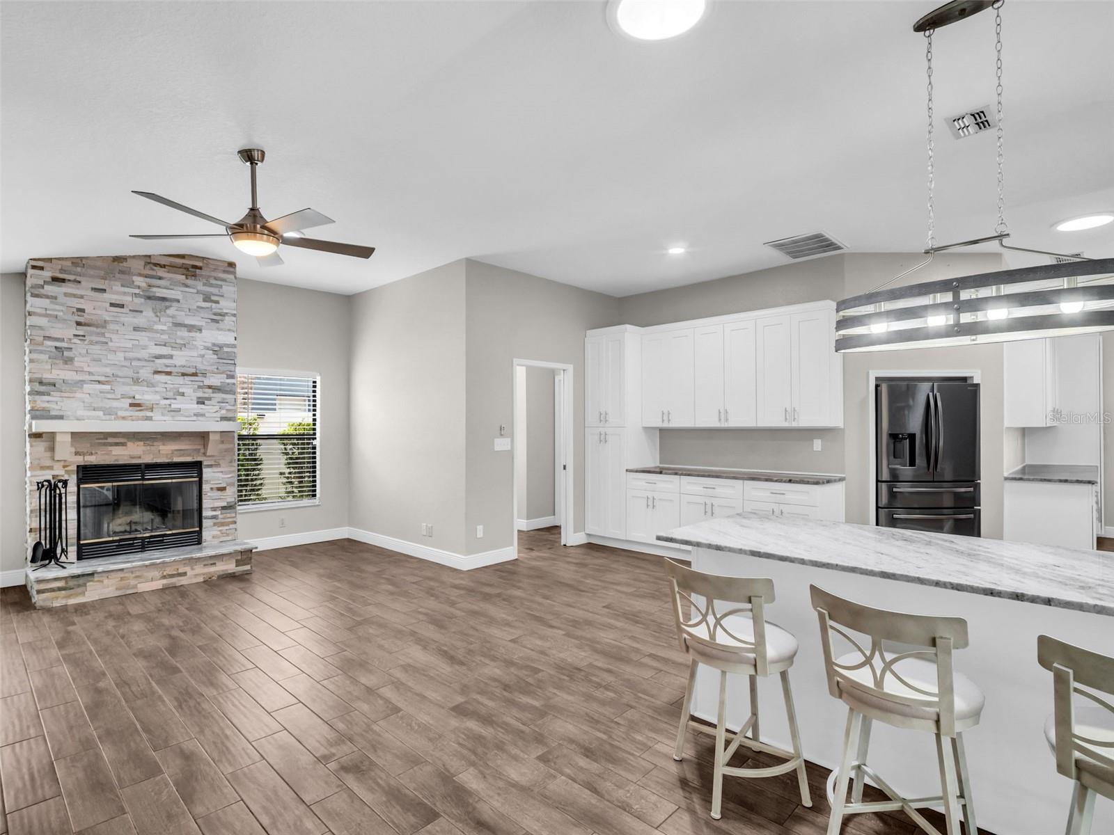 447 WHISPERING LAKES BLVD, TARPON SPRINGS, FL — photo 14