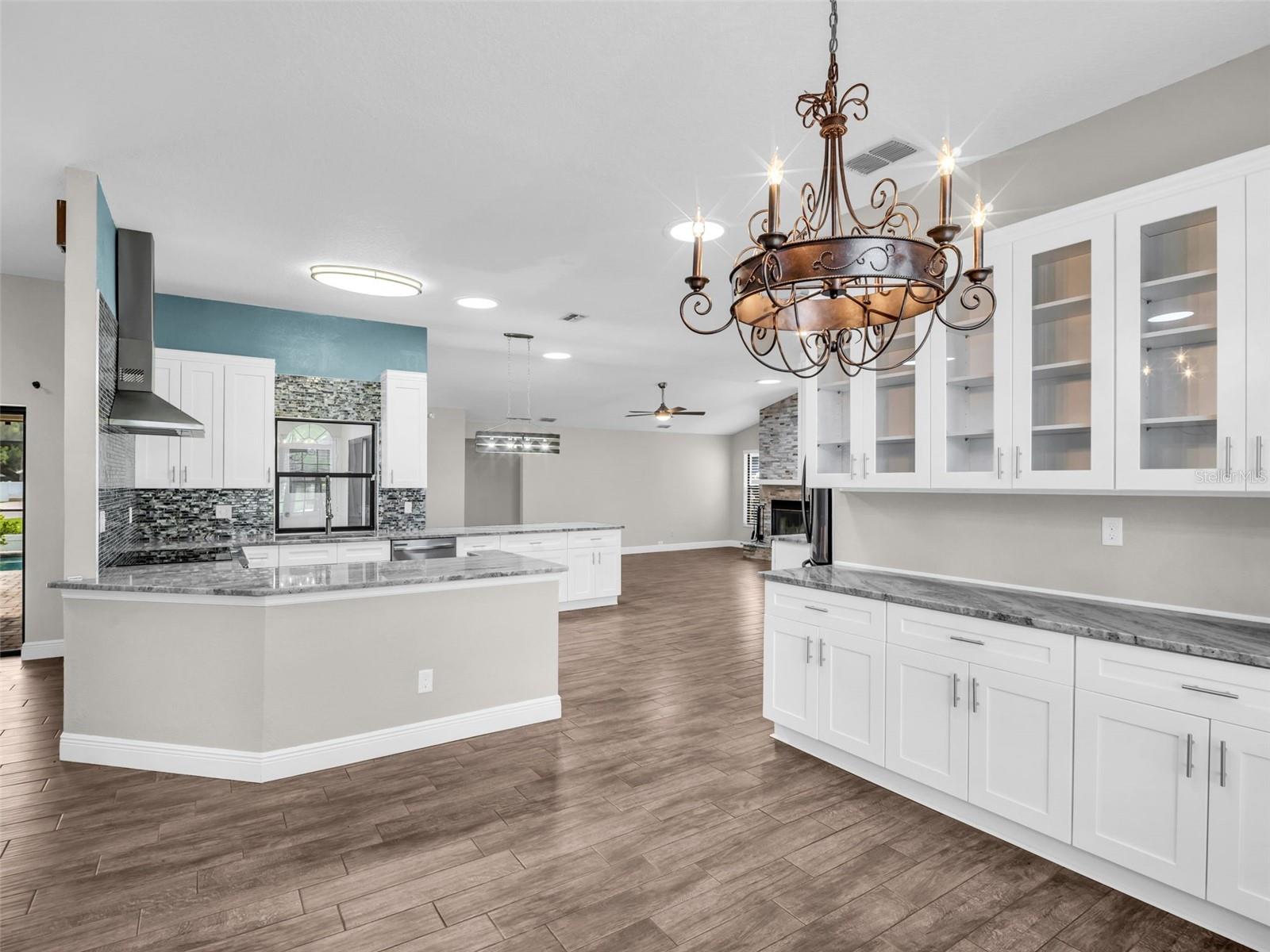 447 WHISPERING LAKES BLVD, TARPON SPRINGS, FL — photo 17
