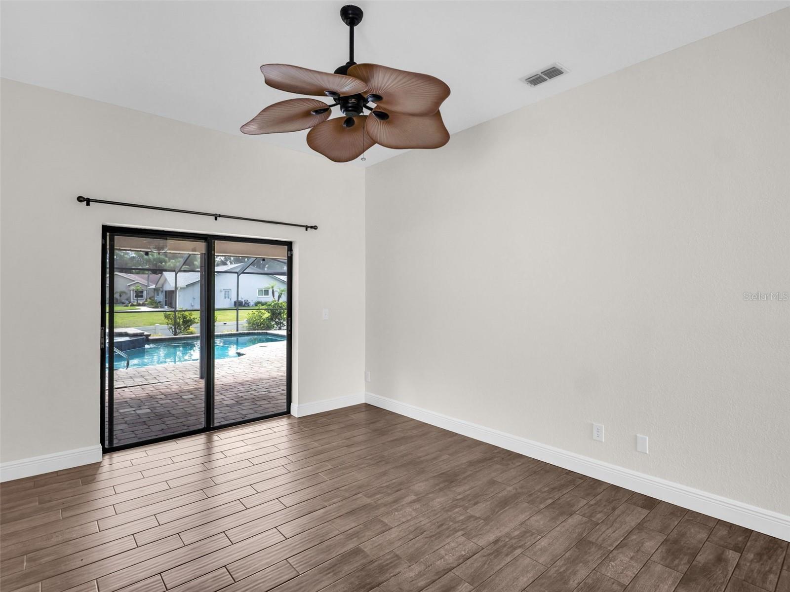 447 WHISPERING LAKES BLVD, TARPON SPRINGS, FL — photo 29
