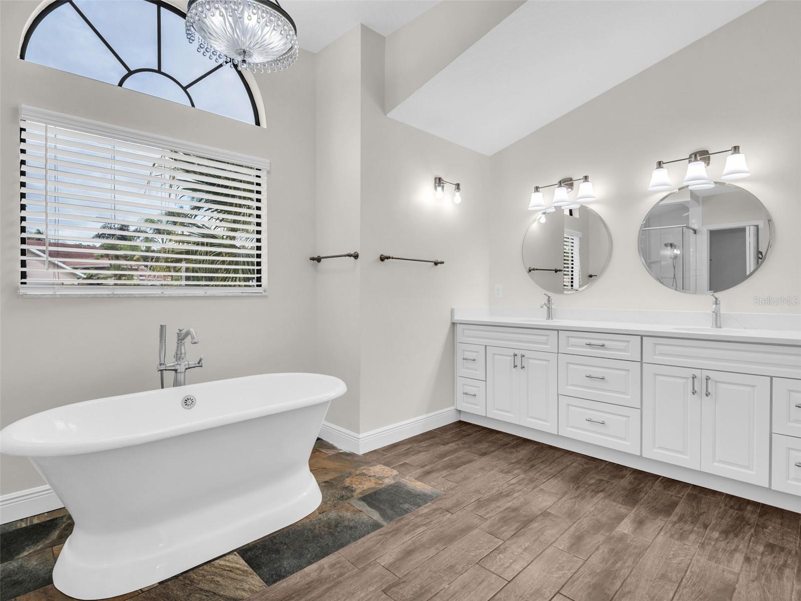 447 WHISPERING LAKES BLVD, TARPON SPRINGS, FL — photo 30