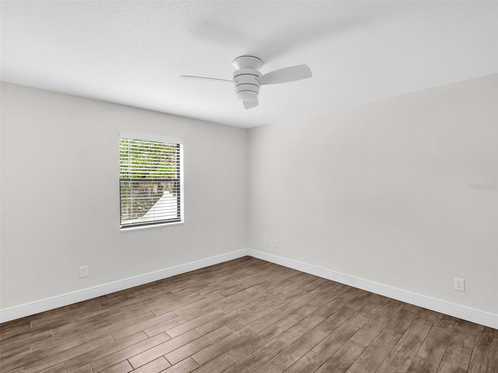 447 WHISPERING LAKES BLVD, TARPON SPRINGS, FL — photo 42