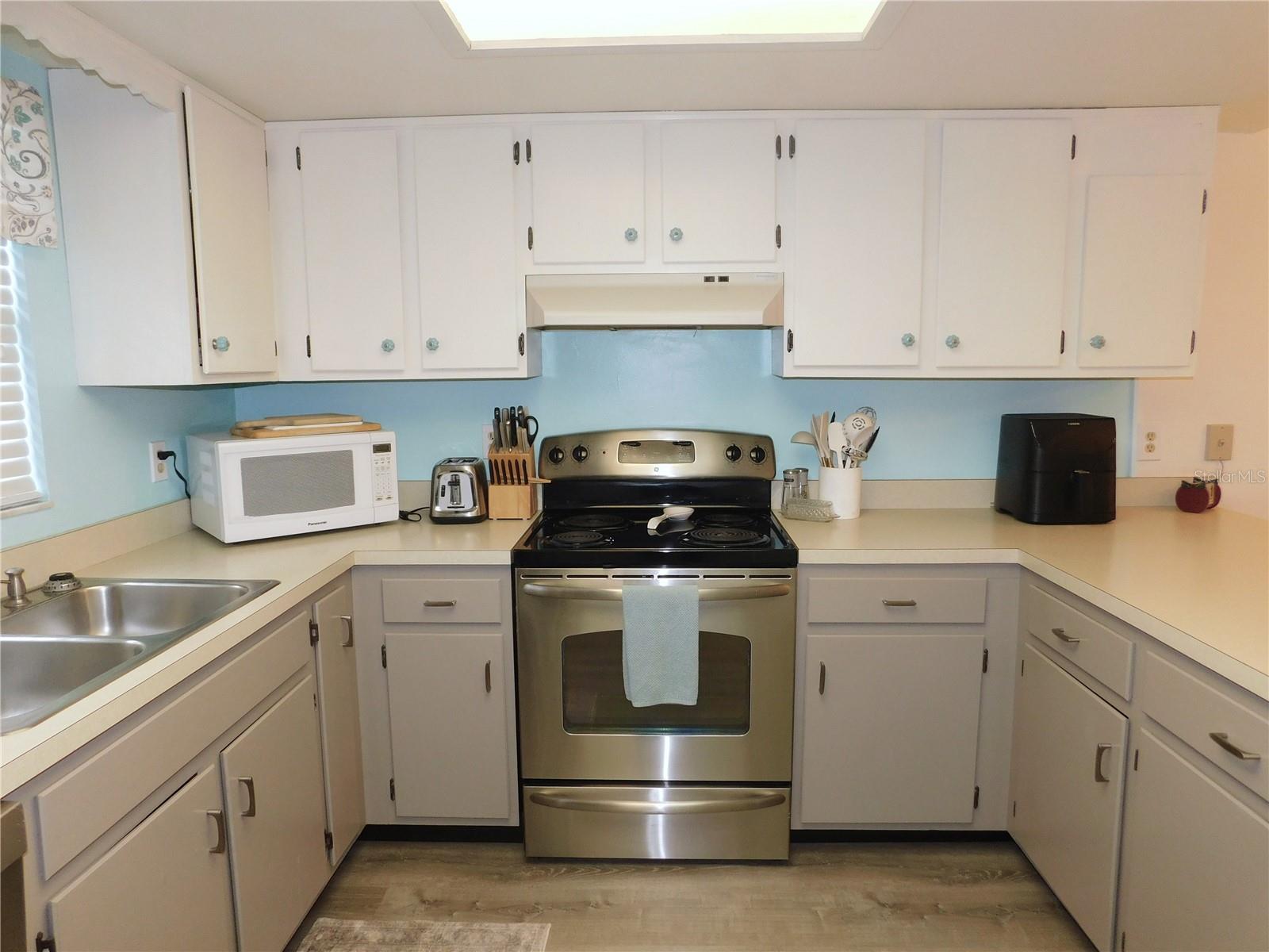 1400 TARPON WOODS BLVD #1-4, PALM HARBOR, FL — photo 6