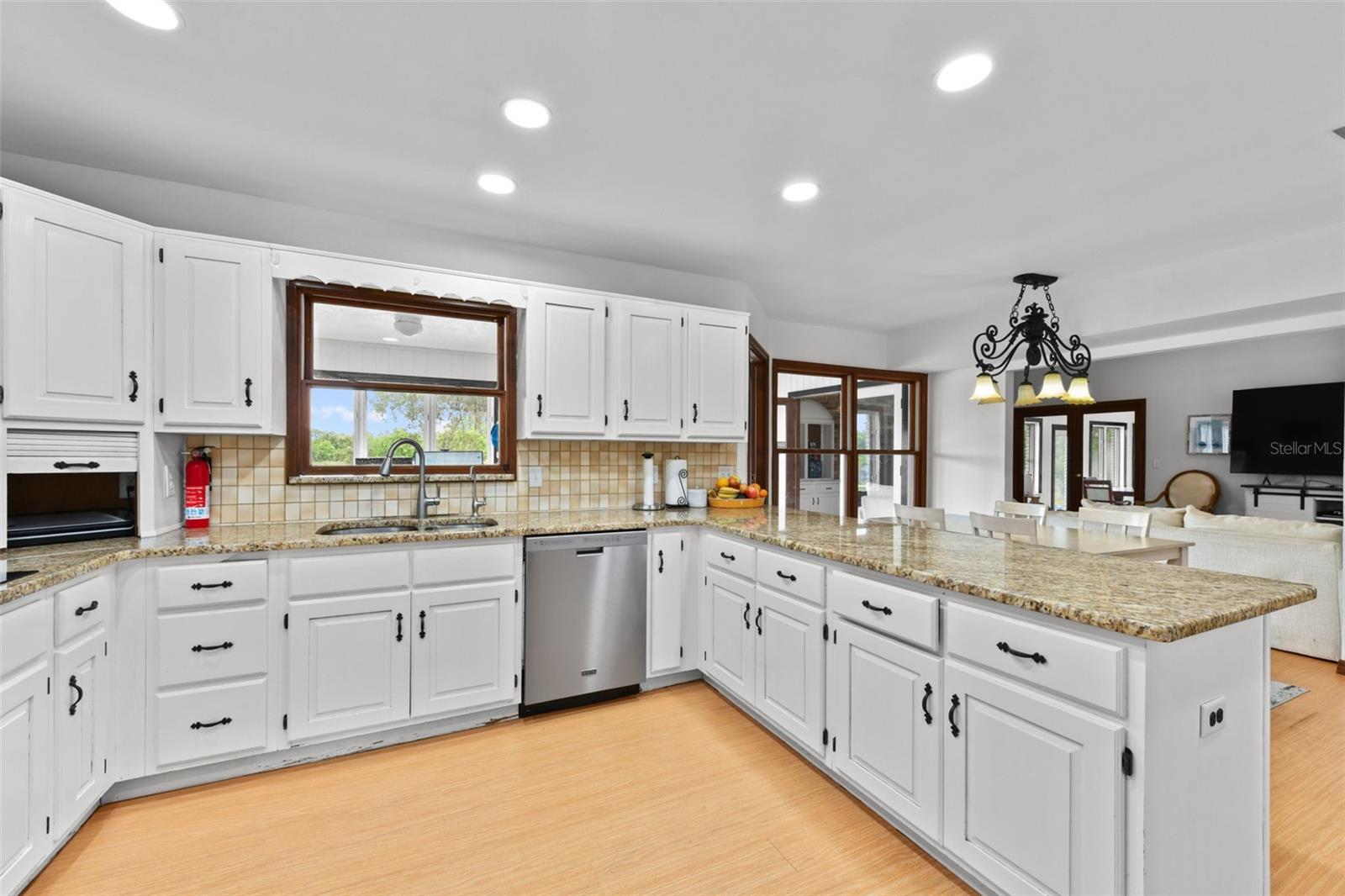 5750 OAK HOLLOW LN, OVIEDO, FL — photo 30