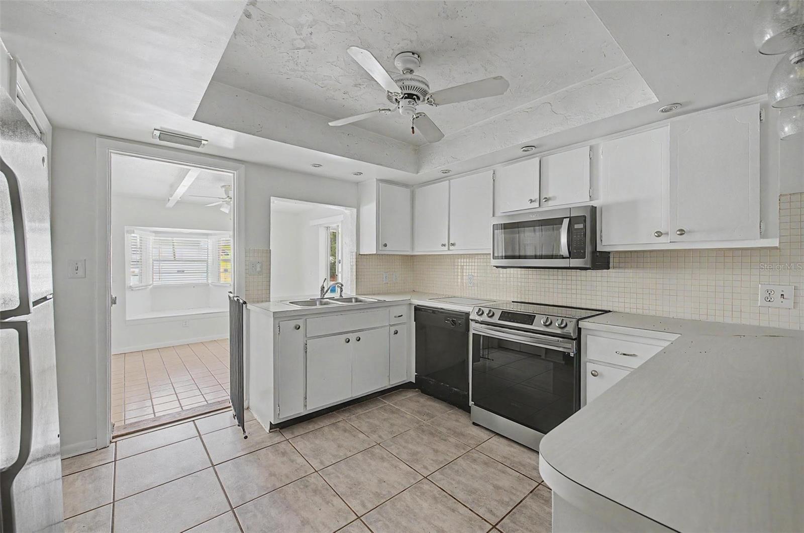1647 SUMMERDALE DR S, CLEARWATER, FL — photo 15