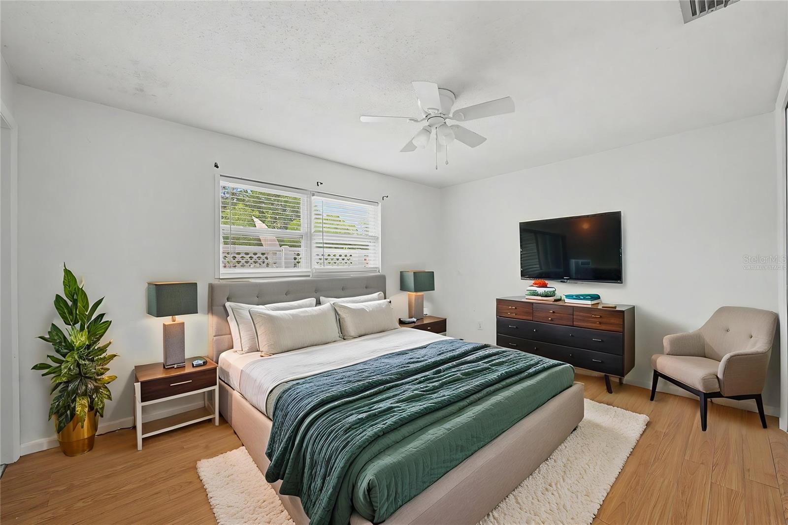 1647 SUMMERDALE DR S, CLEARWATER, FL — photo 23