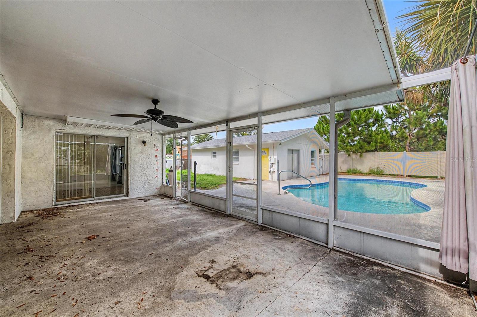 1647 SUMMERDALE DR S, CLEARWATER, FL — photo 31