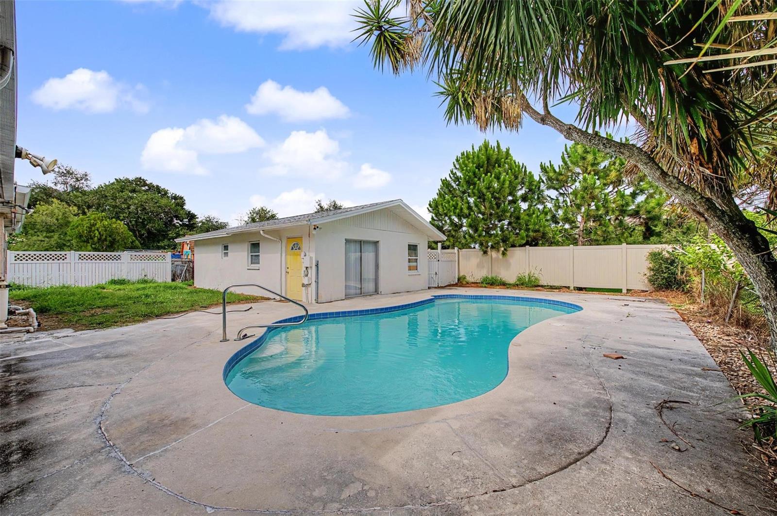 1647 SUMMERDALE DR S, CLEARWATER, FL — photo 35