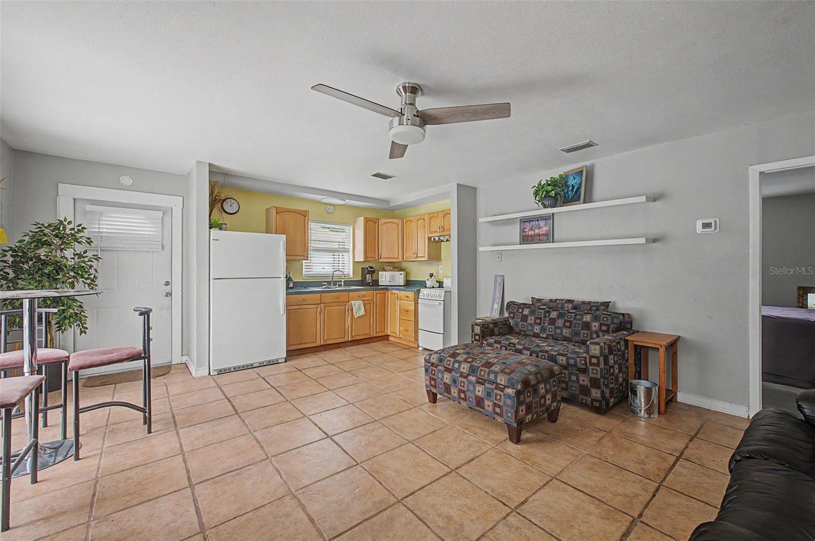 1647 SUMMERDALE DR S, CLEARWATER, FL — photo 37