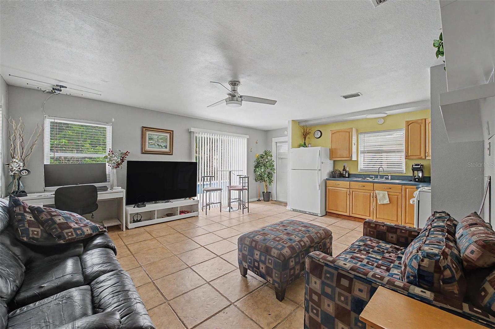 1647 SUMMERDALE DR S, CLEARWATER, FL — photo 40