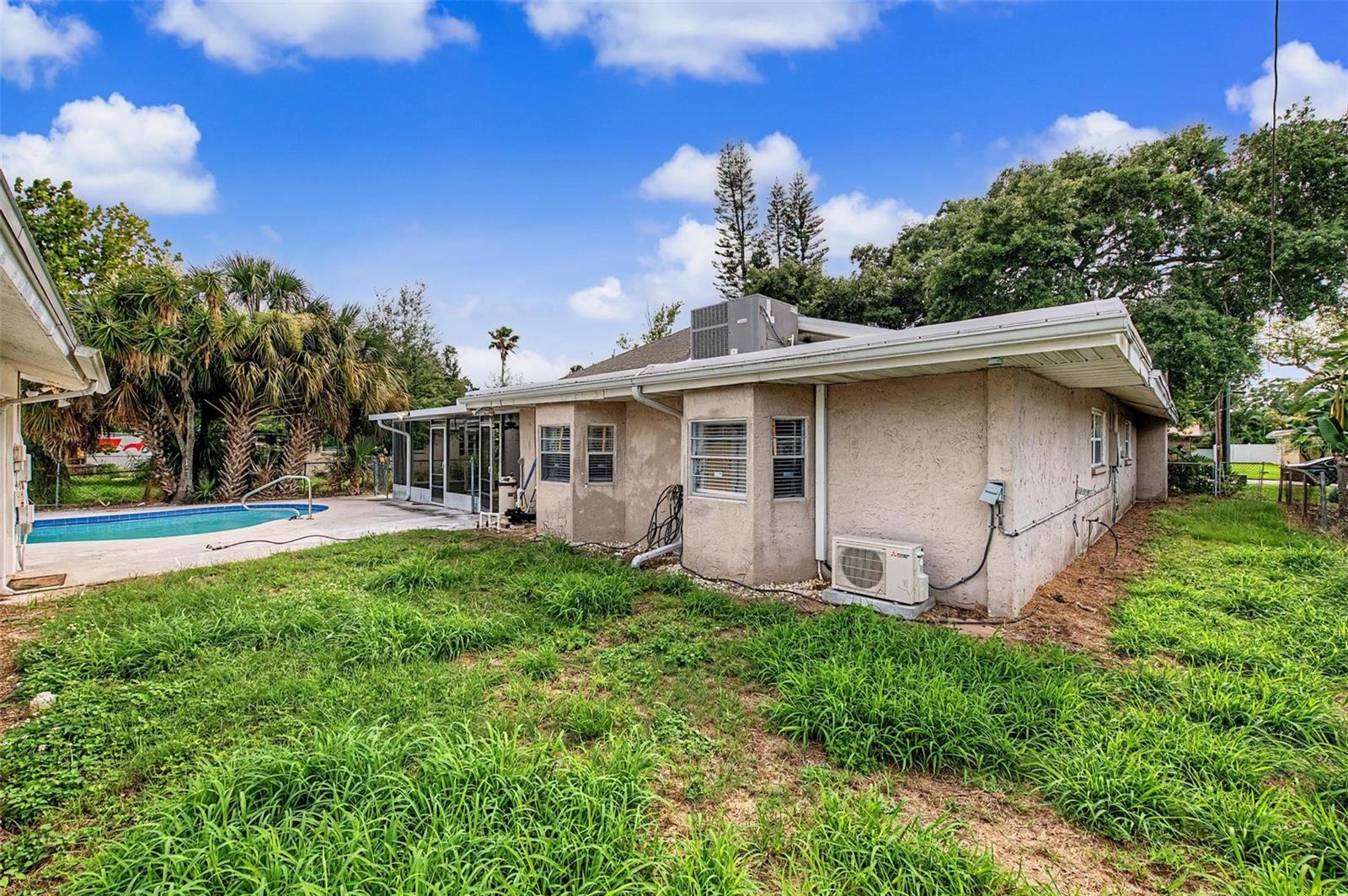 1647 SUMMERDALE DR S, CLEARWATER, FL — photo 45