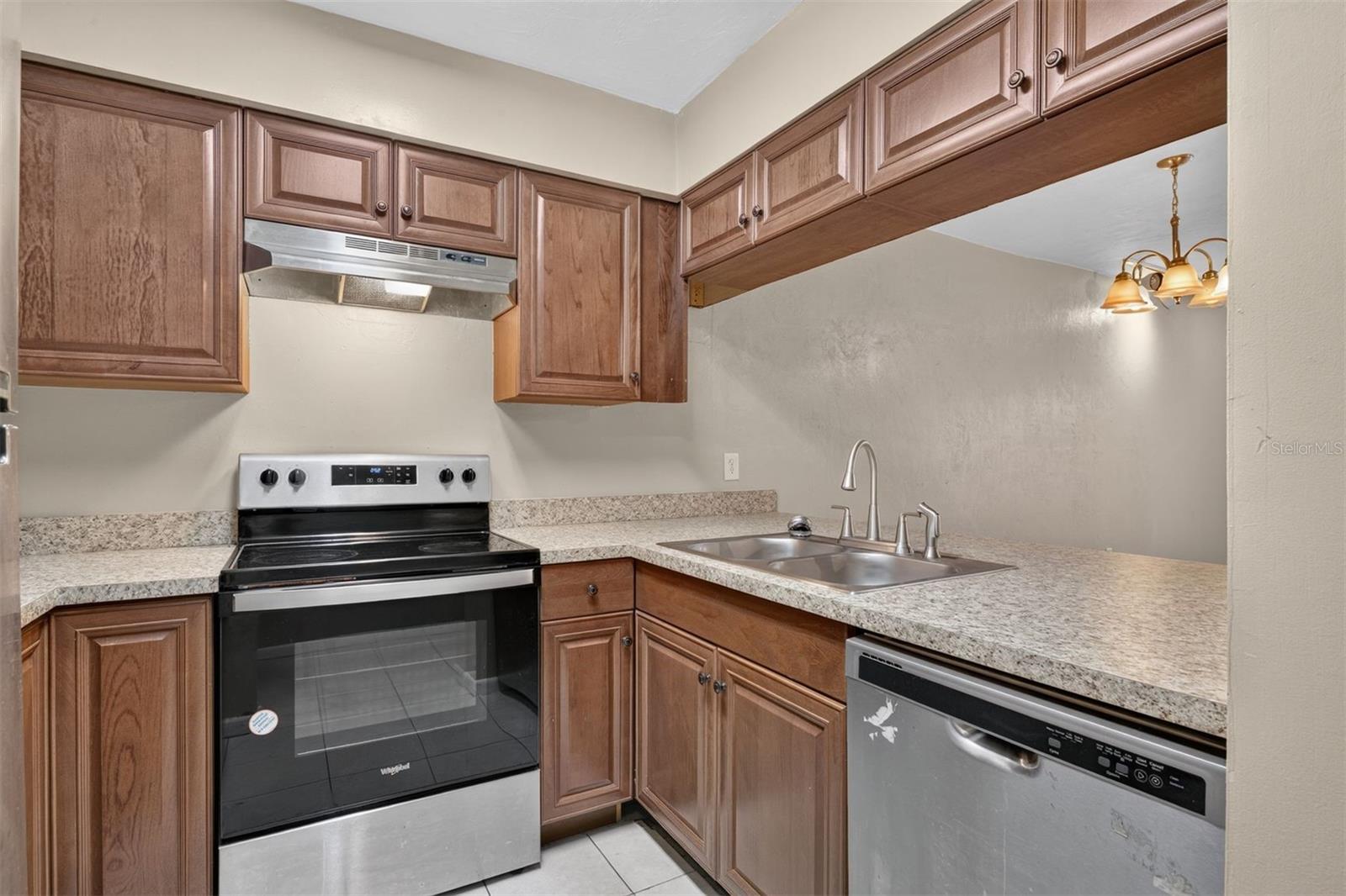 2735 SW 35TH PL #2004, GAINESVILLE, FL — photo 5