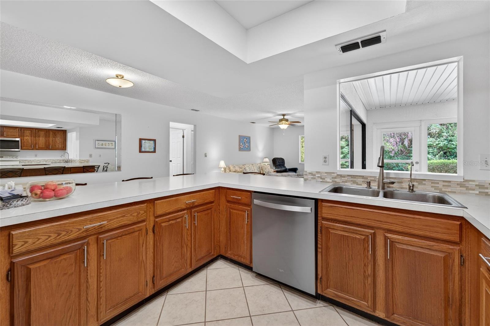 2015 BERRY ROBERTS DR, SUN CITY CENTER, FL — photo 34