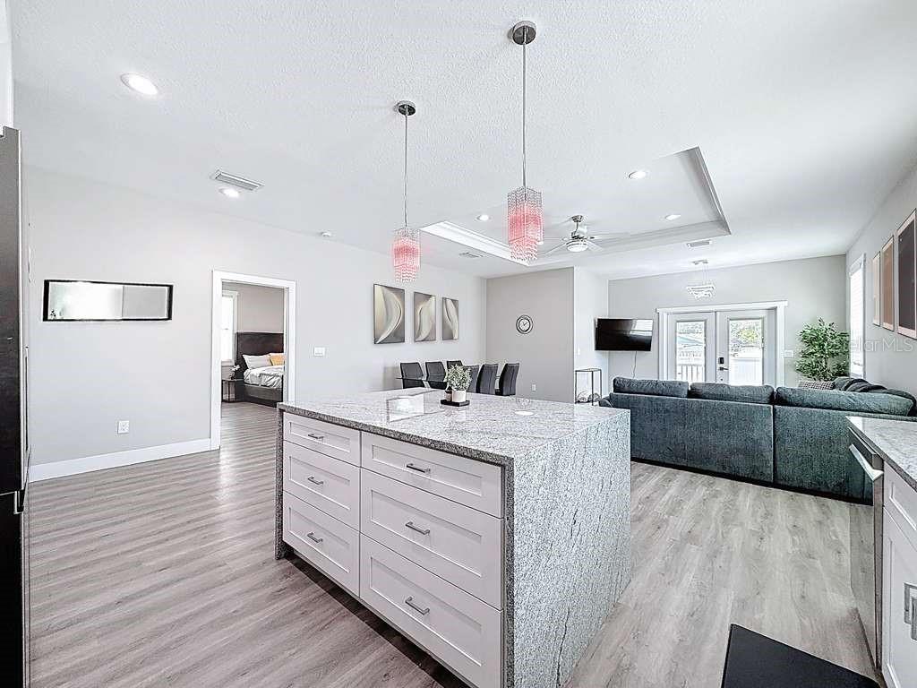 1409 W WOOD ST, TAMPA, FL — photo 6