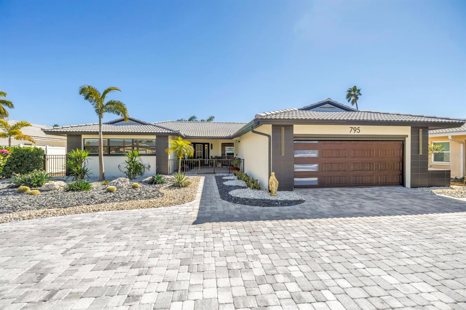 795 CAPRI BLVD, TREASURE ISLAND, FL — photo 4