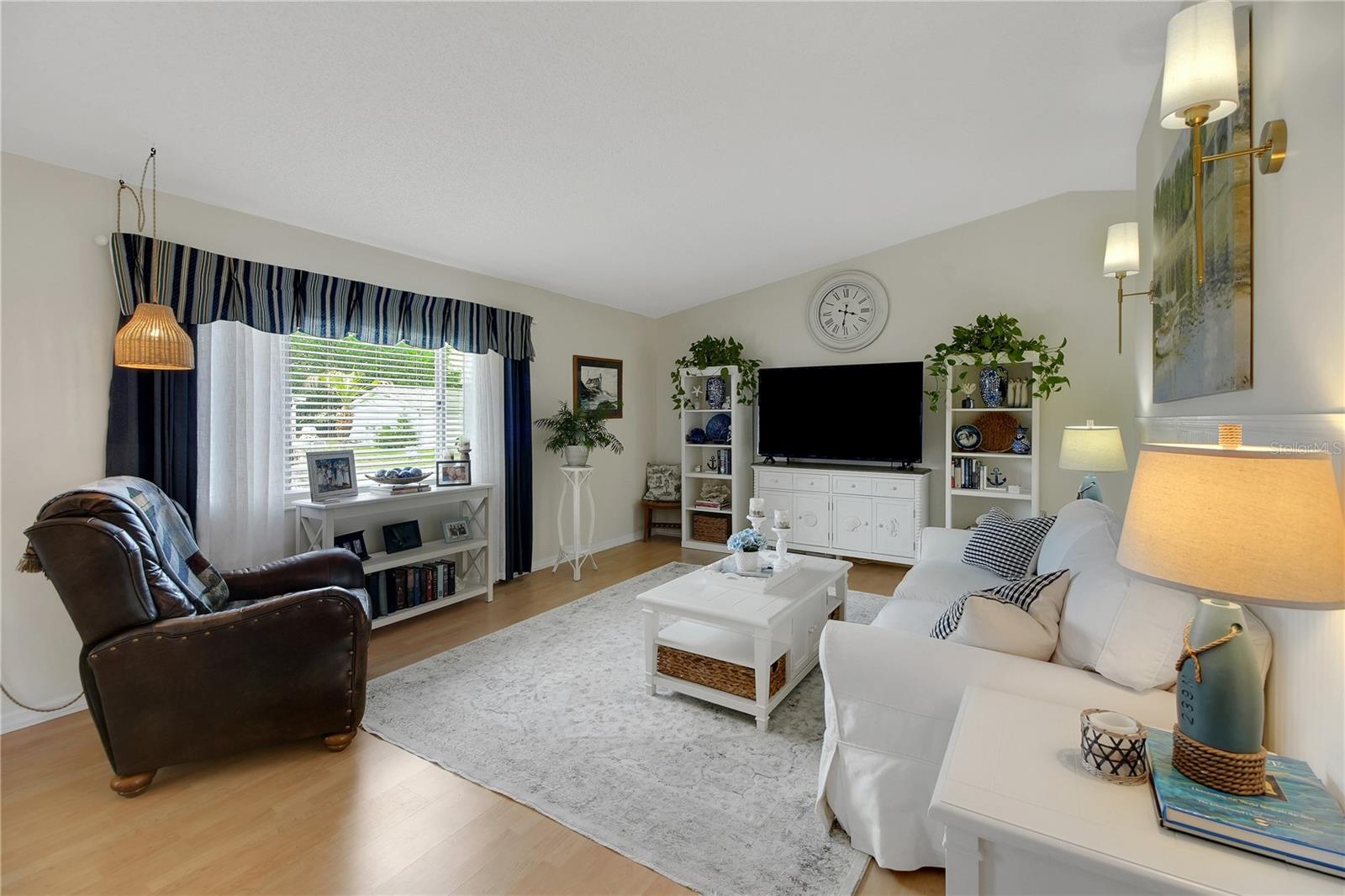 10608 SE 174TH LOOP, SUMMERFIELD, FL — photo 9