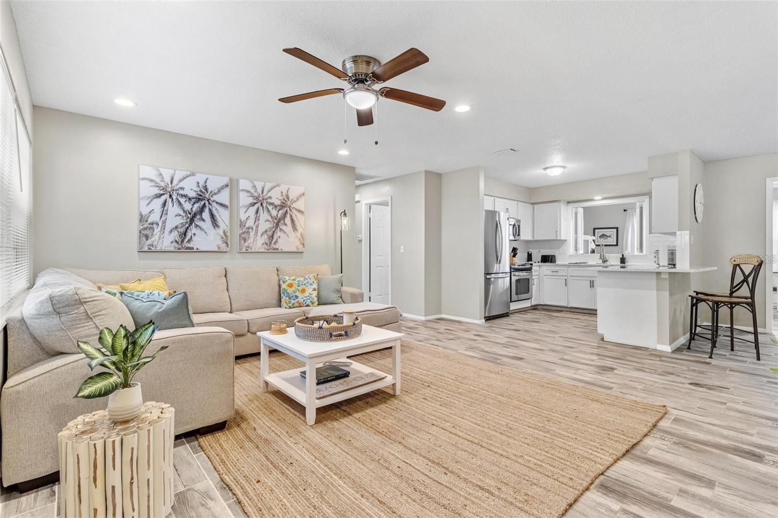 4904 19TH AVE W, BRADENTON, FL — photo 2