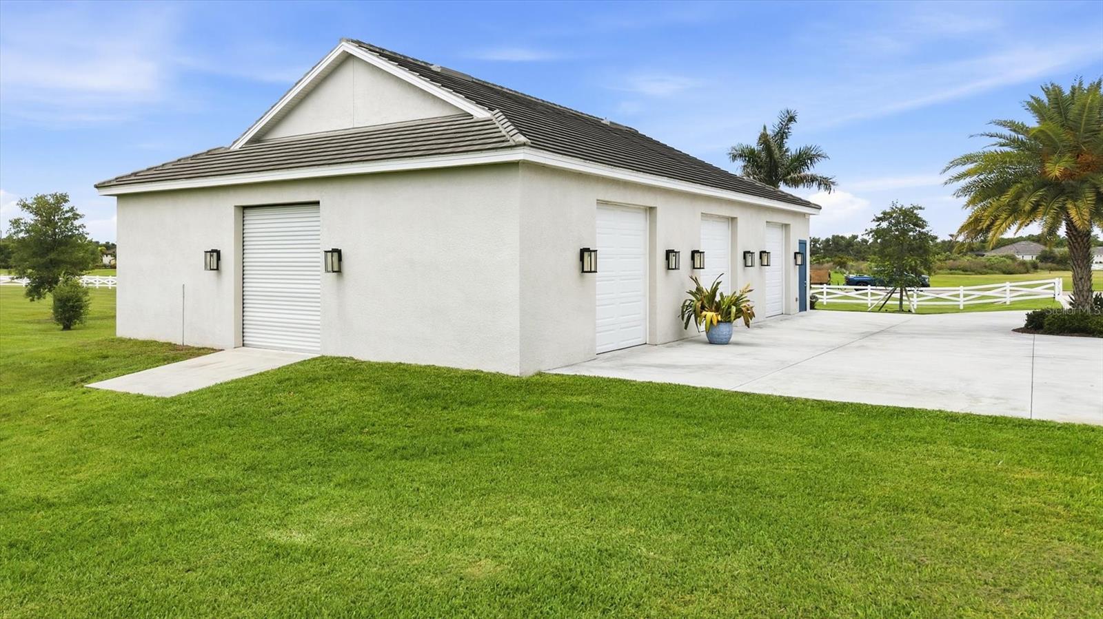 3467 COMPOUND CT, SARASOTA, FL — photo 6