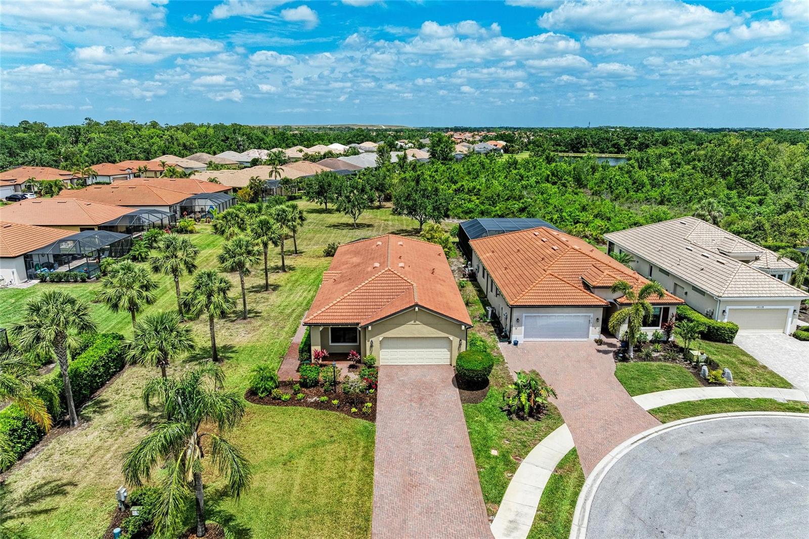 10111 MALACHITE DR, BRADENTON, FL — photo 3
