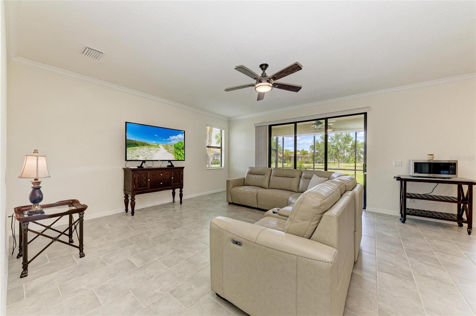 10111 MALACHITE DR, BRADENTON, FL — photo 9