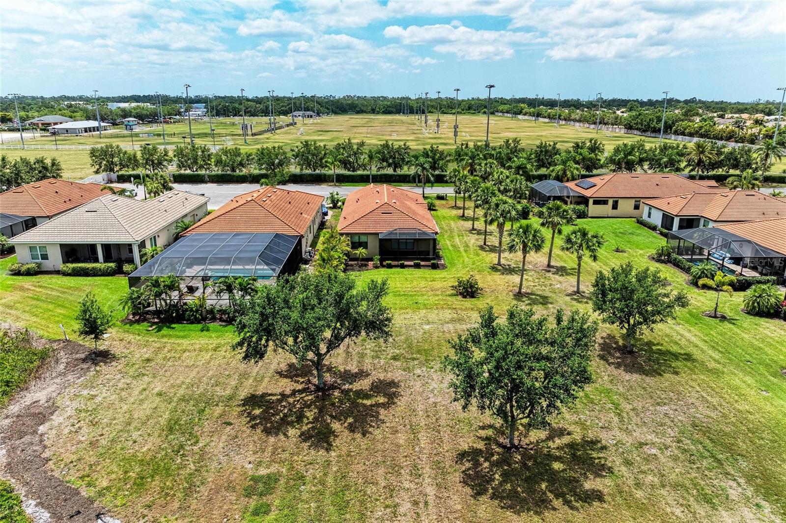 10111 MALACHITE DR, BRADENTON, FL — photo 42