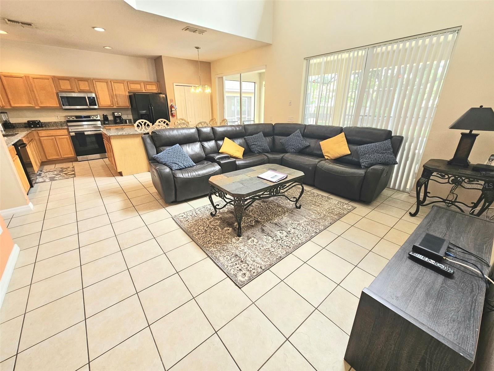 207 HIDEAWAY BEACH LN, KISSIMMEE, FL — photo 2