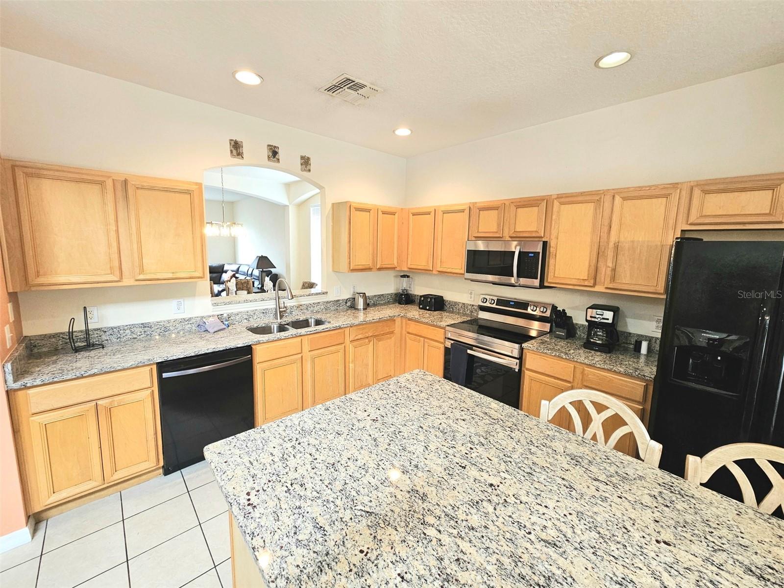 207 HIDEAWAY BEACH LN, KISSIMMEE, FL — photo 4