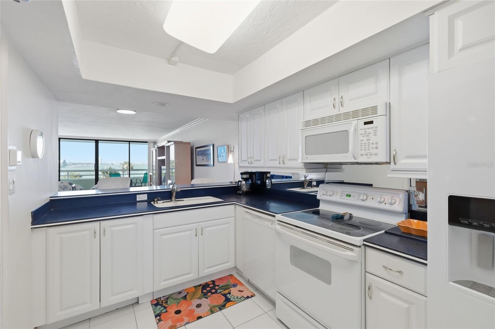888 BLVD OF THE ARTS #303, SARASOTA, FL — photo 30