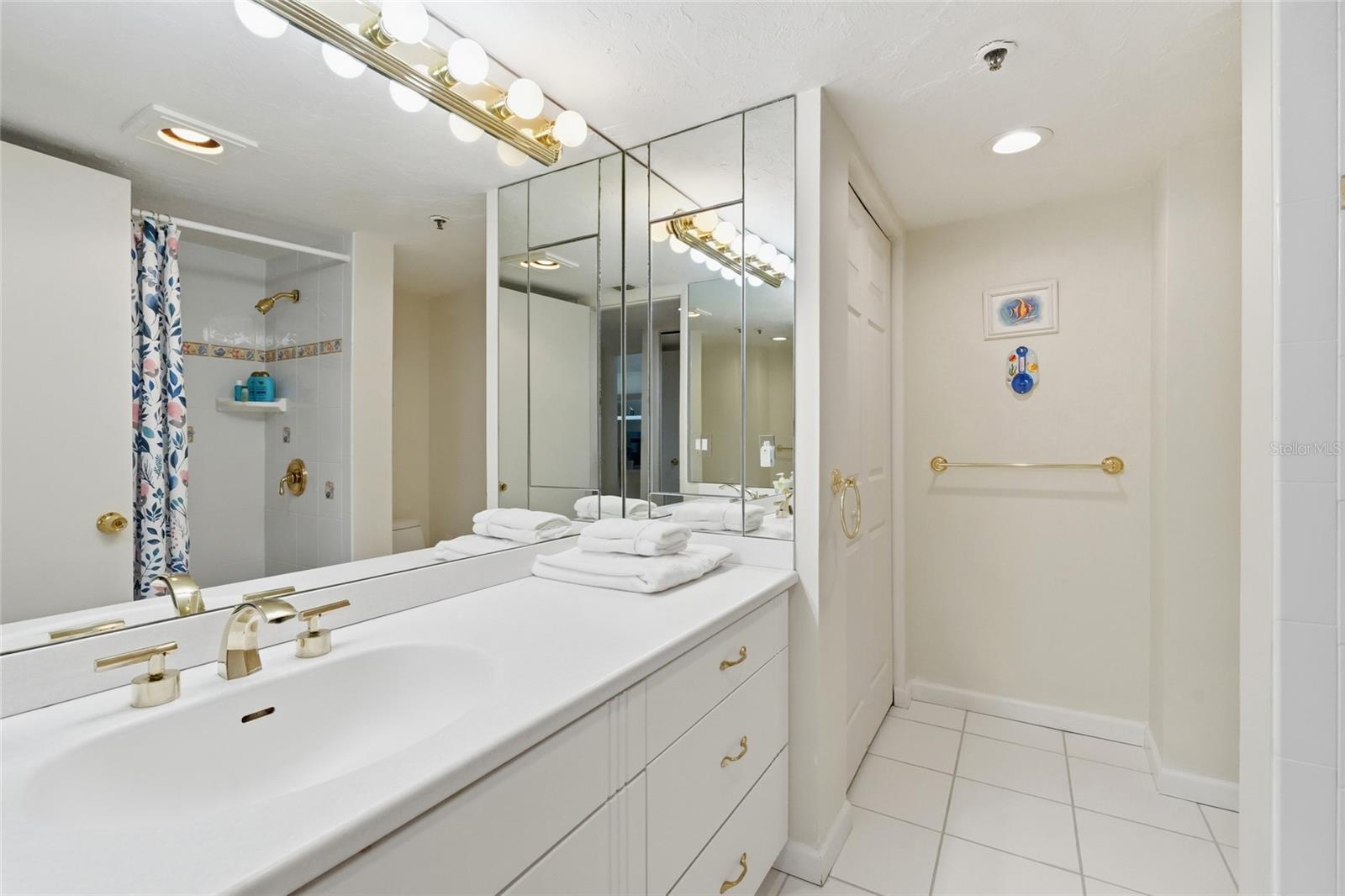 888 BLVD OF THE ARTS #303, SARASOTA, FL — photo 41