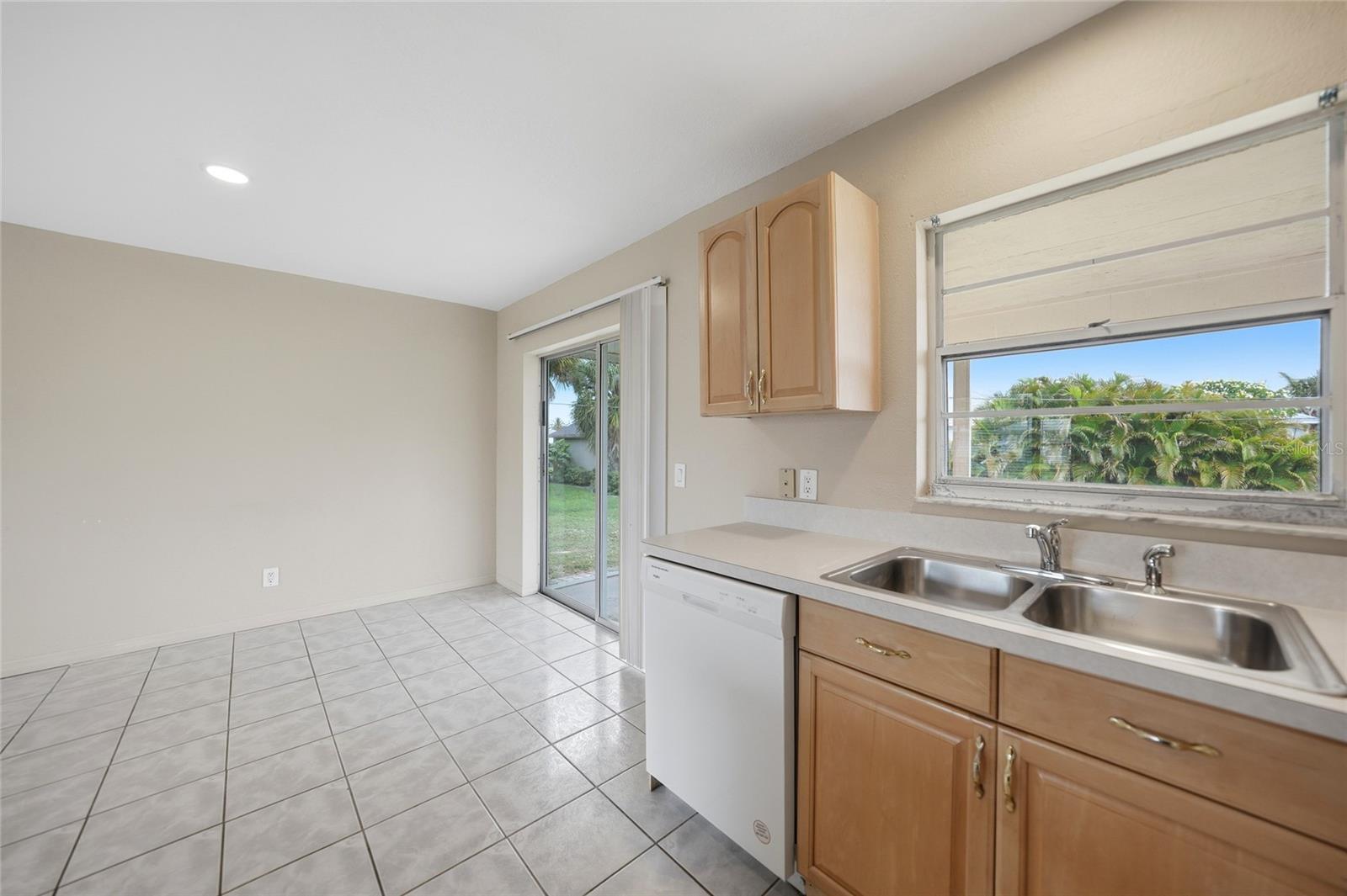 2620 WISTERIA PL, PUNTA GORDA, FL — photo 12
