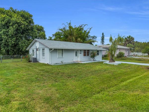 18634 GOODMAN CIR, PORT CHARLOTTE, FL — photo 6