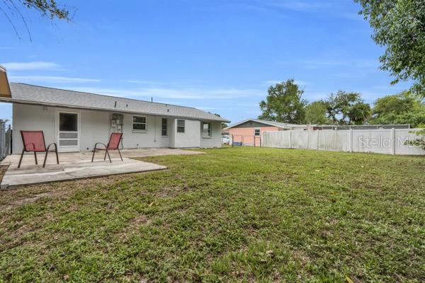 18634 GOODMAN CIR, PORT CHARLOTTE, FL — photo 32