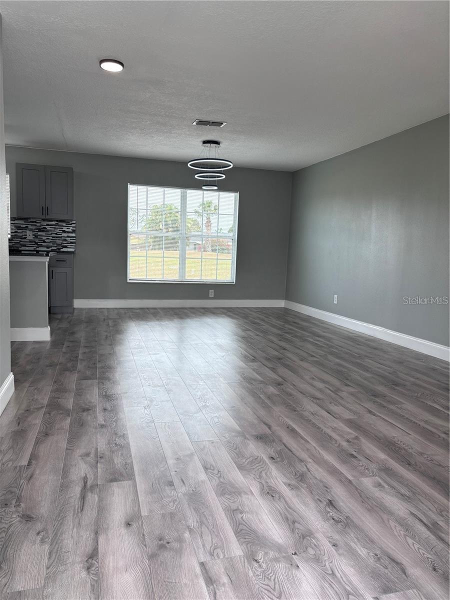 134 PANSY CT, KISSIMMEE, FL — photo 2