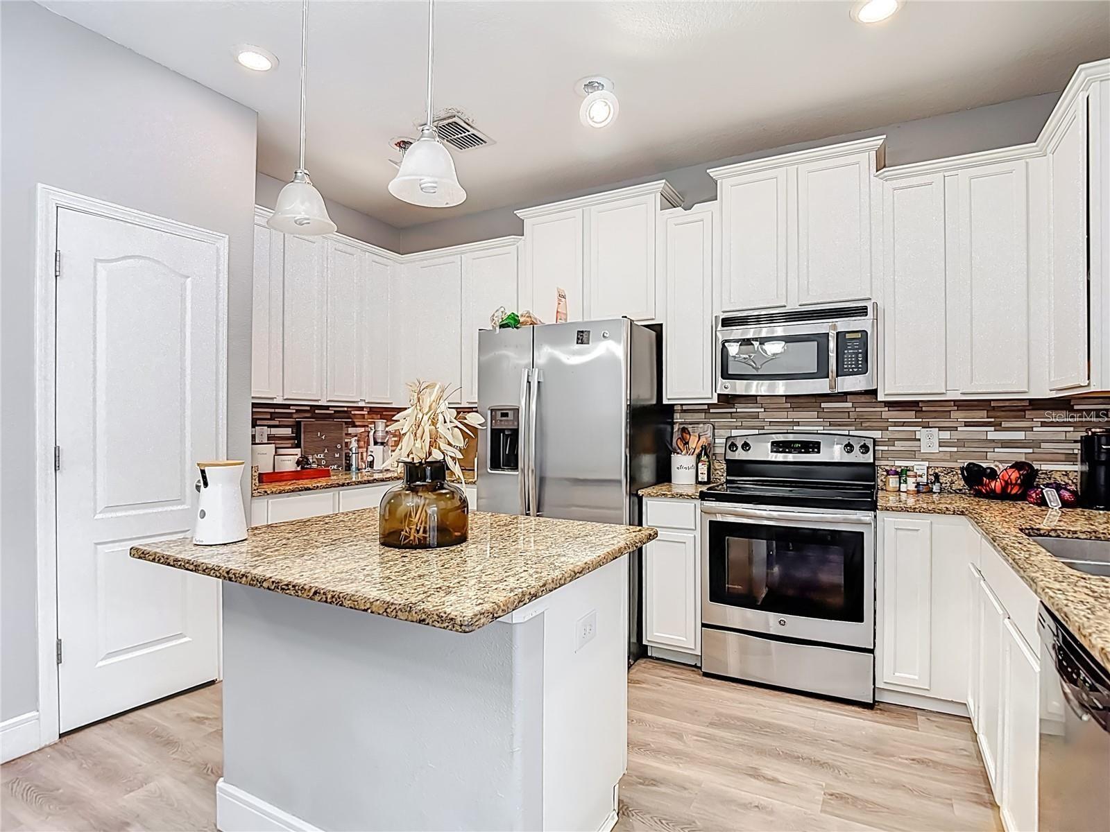 4442 FENNWOOD CT, WESLEY CHAPEL, FL — photo 16