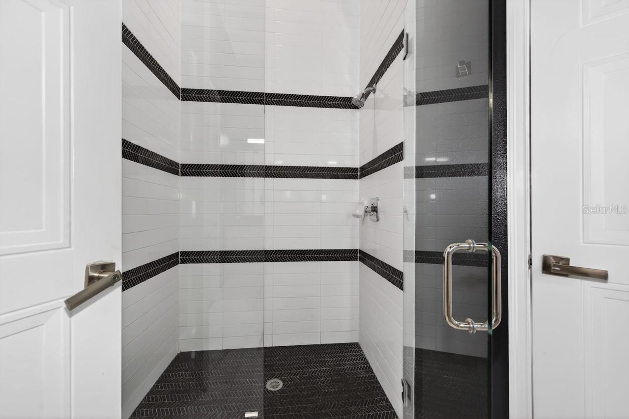1735 OAK BLOSSOM DR, DAVENPORT, FL — photo 42