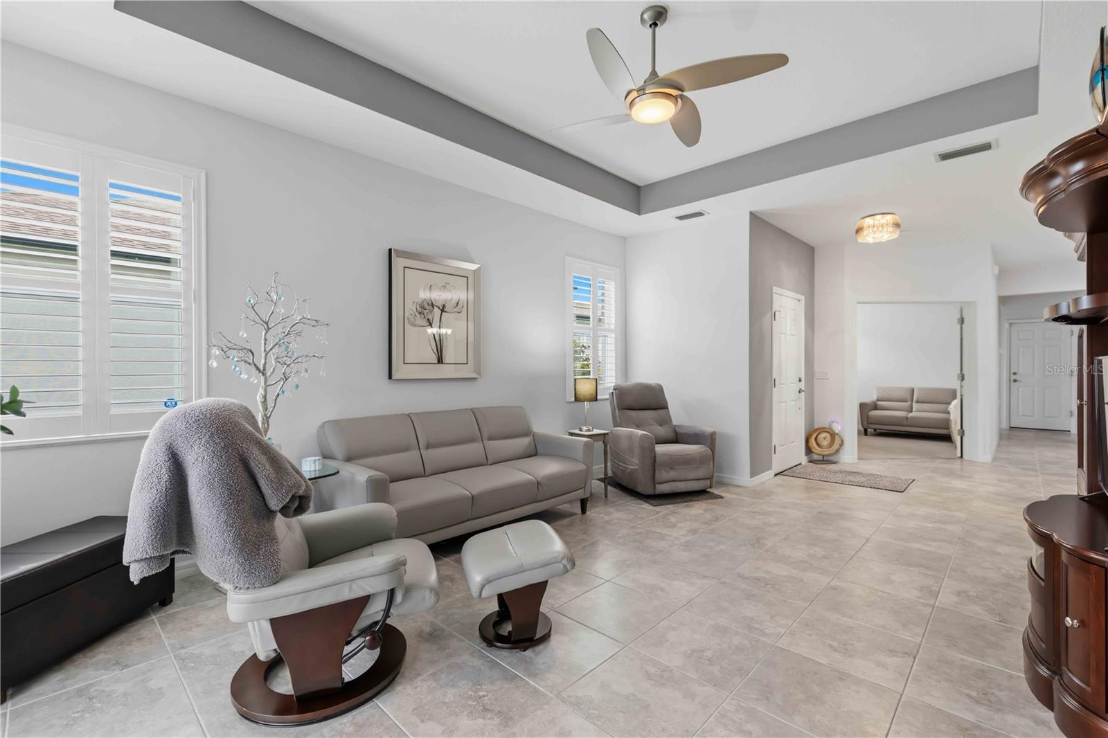 8512 CACHE DR, SARASOTA, FL — photo 10
