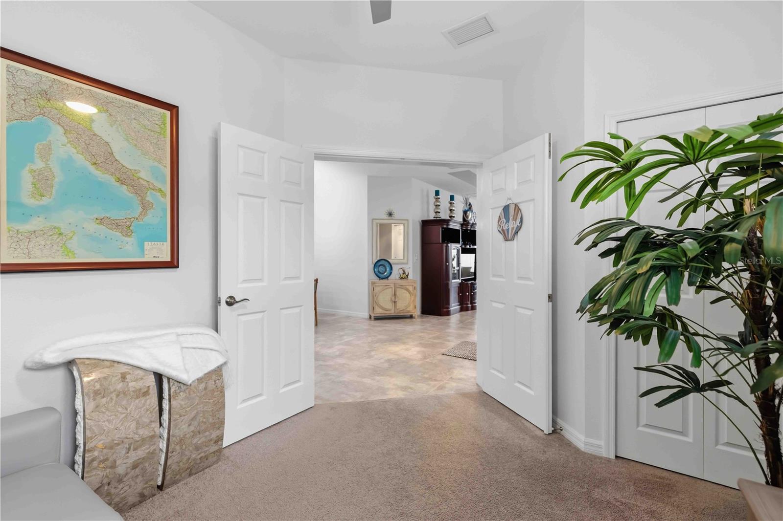 8512 CACHE DR, SARASOTA, FL — photo 27