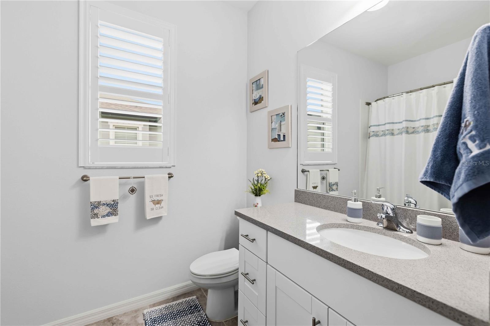 8512 CACHE DR, SARASOTA, FL — photo 34