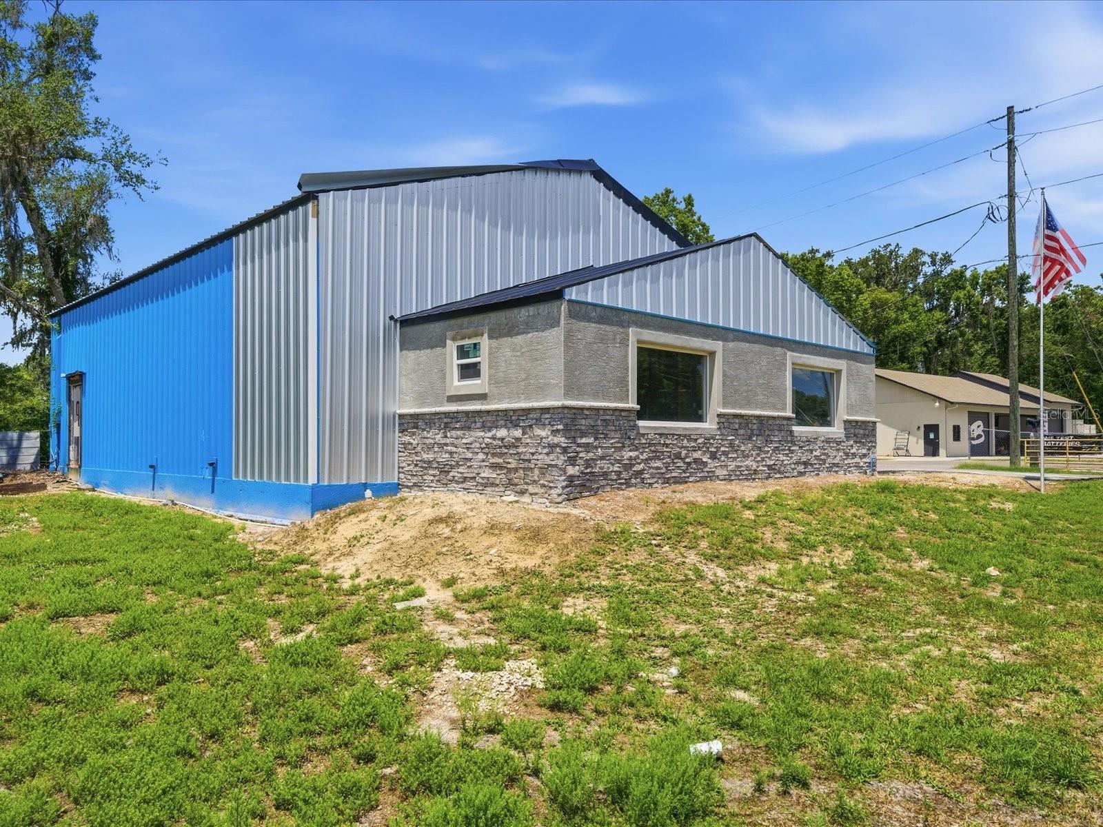 490 SMITH ST, BROOKSVILLE, FL — photo 4
