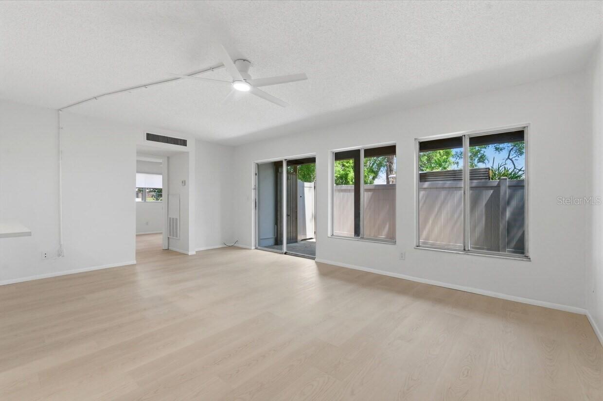 1100 TURNER ST, CLEARWATER, FL — photo 7