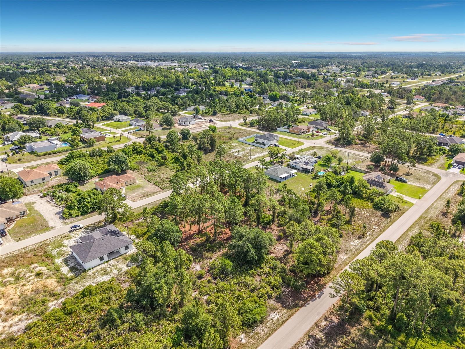722 MANUEL ST E, LEHIGH ACRES, FL — photo 32