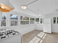 527 E LEMON AVE — photo 52