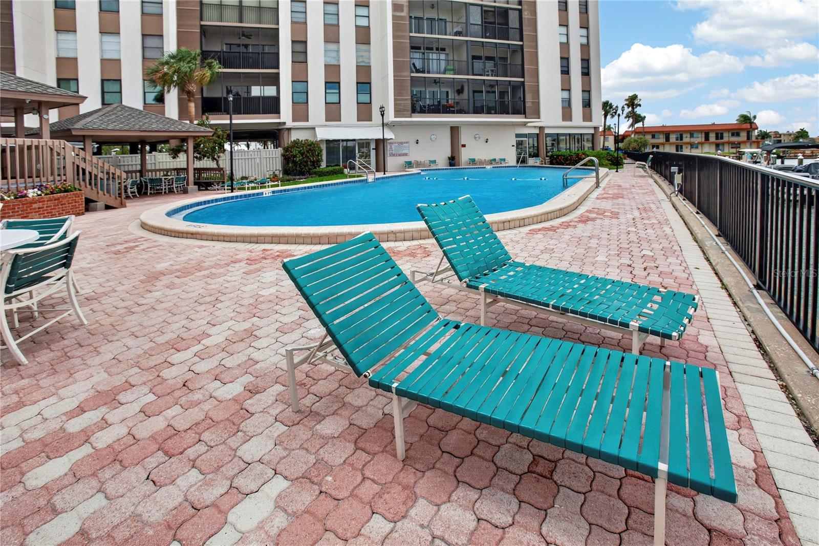 10355 PARADISE BLVD #907, TREASURE ISLAND, FL — photo 13