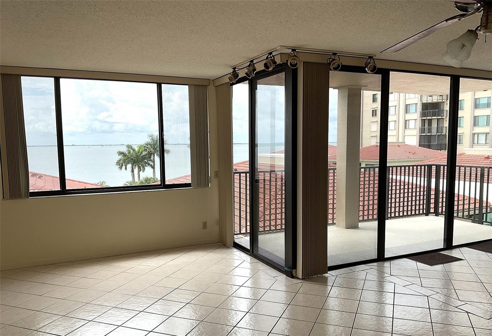 6322 PALMA DEL MAR BLVD S #G402, ST PETERSBURG, FL — photo 2